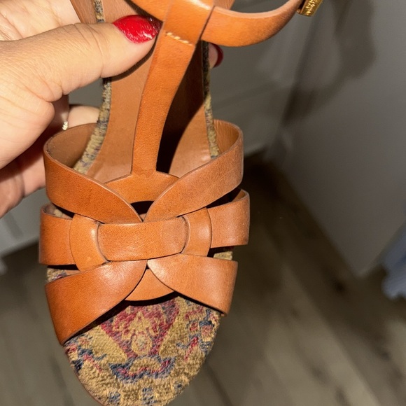 Ysl heels - Picture 4 of 8